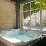 Le Domaine De L'hostellerie