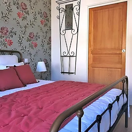 Bed and breakfast Le Domaine De L'hostellerie