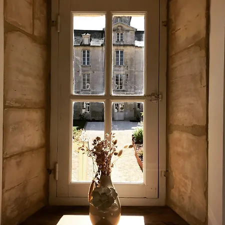 Le Domaine De L'hostellerie Bed & Breakfast Le Fresne-Camilly